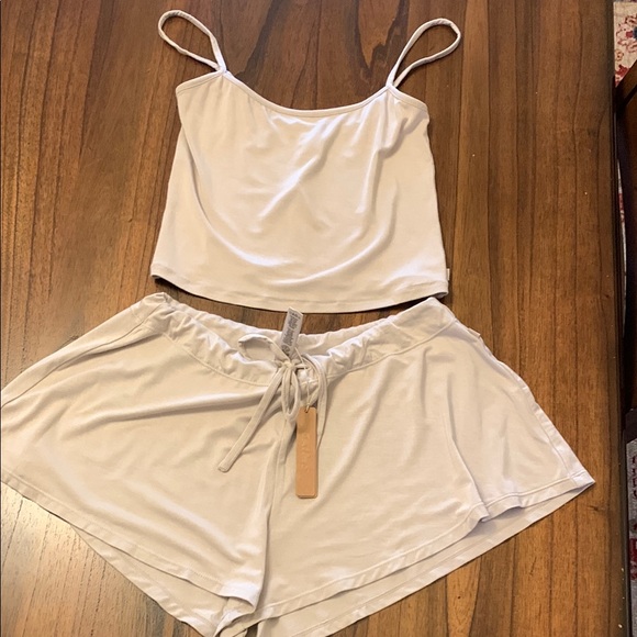 SKIMS Other - SKIMS Sleep Cropped Cami + Sleep Pajama Shorts in Stone Size Small